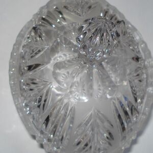 Vintage Scalloped Crystal Frosted Floral Large Candy Dish With Lid